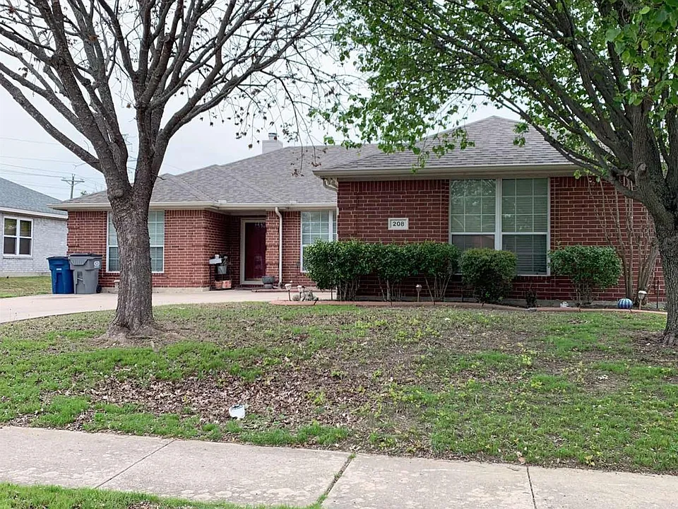 208 N Rolling Meadows Dr