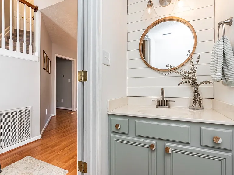 3744 White Pine Dr — Photo 4