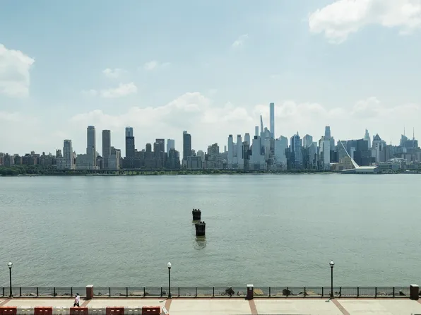 8 Avenue At Port Imperial #4E, West New York, NJ 07093