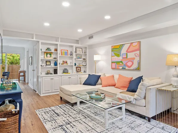 3738 Yorktown Pl, Raleigh, NC 27609