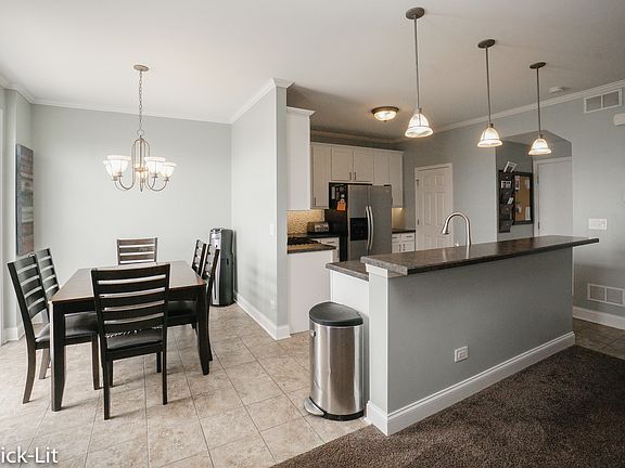 5th image of 15363 W Kenmare Cir