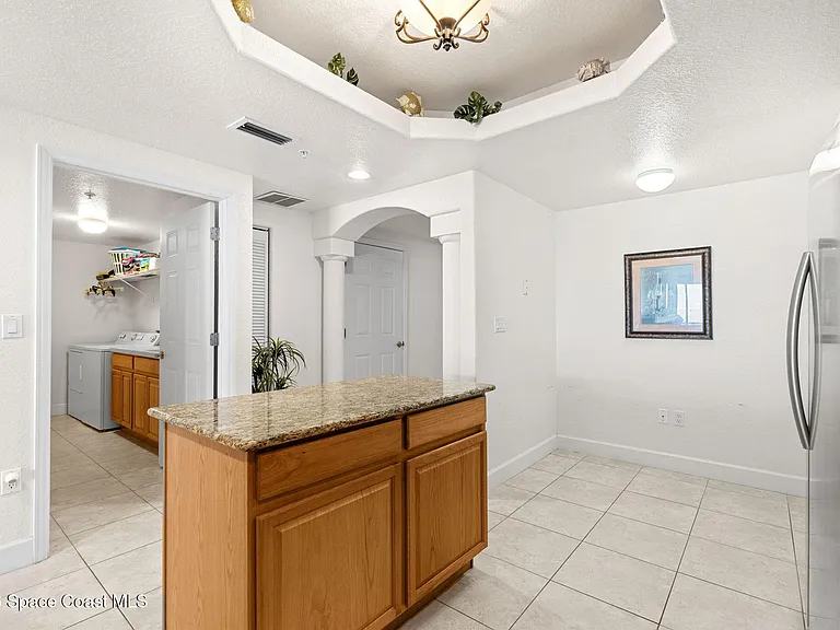 817 Mystic Dr #302 — Photo 37