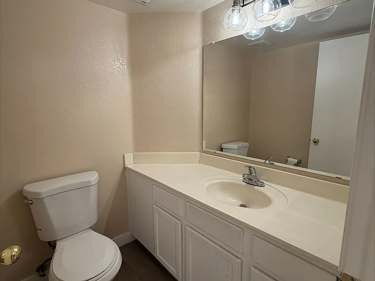 4643 N Guadal Dr — Photo 9