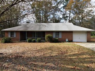 60 Crowndale Ct, Sumter, SC 29150