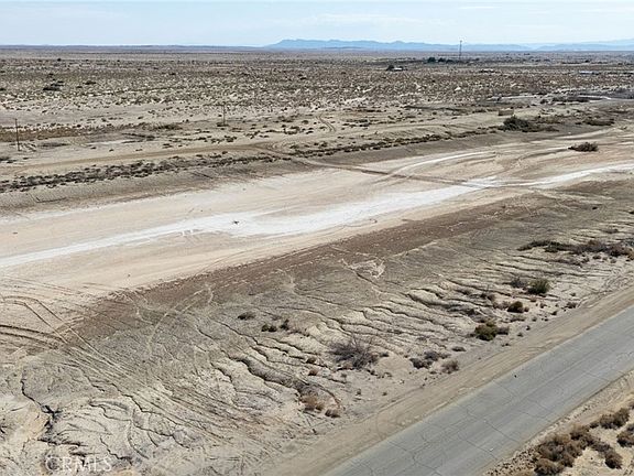 4th image of 0 Crystal Ave #7
