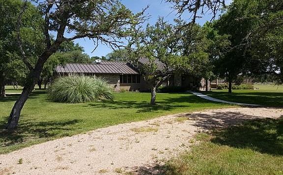 2nd image of 1839 County Road 100