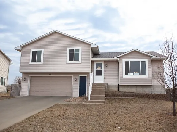2301 Vista View Dr, Granger, IA 50109