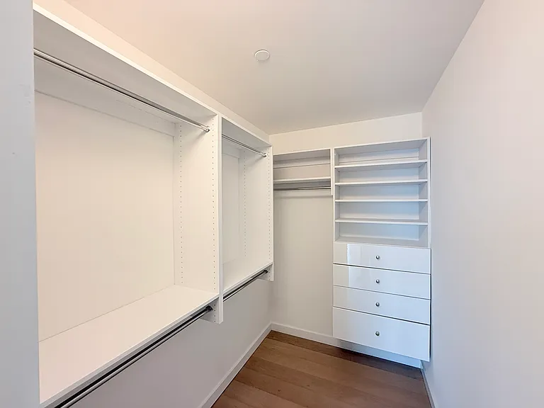 491 Keap St #10G — Photo 13