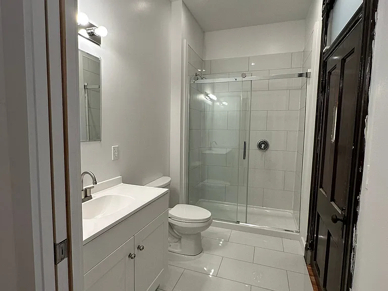 204 W Washington St #3B — Photo 19