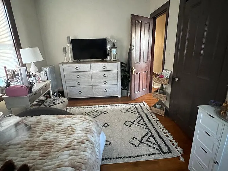 143 Stewart St — Photo 7
