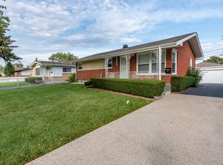 3309 Stonegate Rd, Waukegan, IL 60087