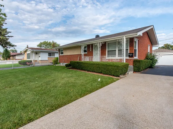 3309 Stonegate Rd, Waukegan, IL 60087