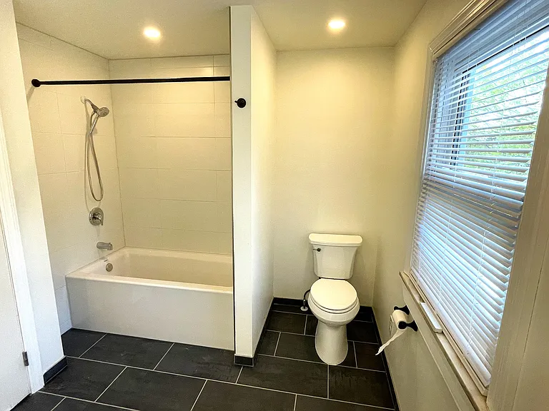 Main bathroom