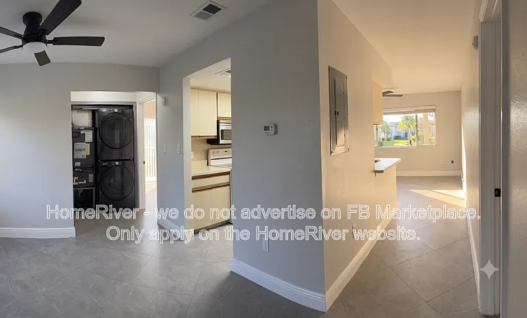 616 Beach Park Ln #V261 — Photo 2