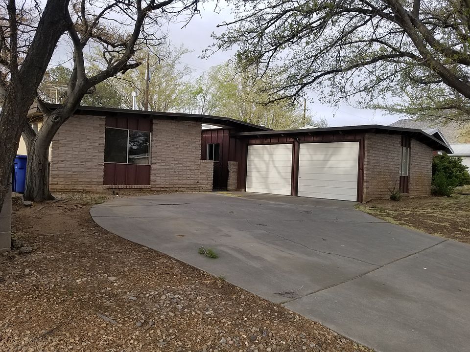 3 bed, 2 bath, 2 car garage