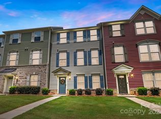 4016 Zilker Park Dr, Charlotte, NC 28217