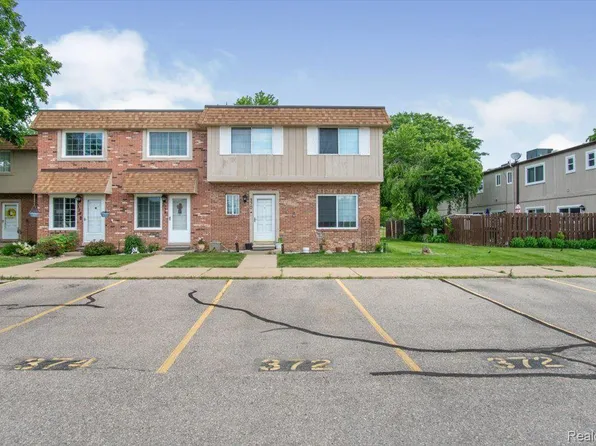 370 Riverbend Dr, Milan, MI 48160