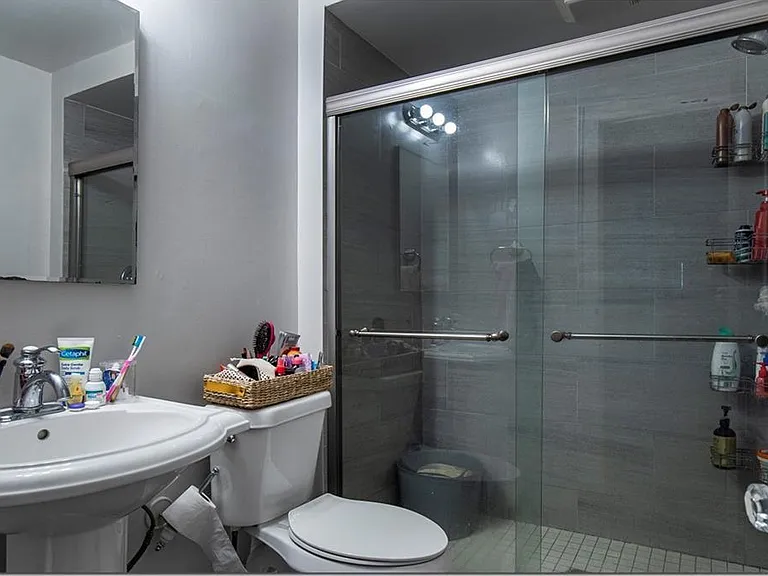2316 Bellfield Ave #2316 — Photo 2
