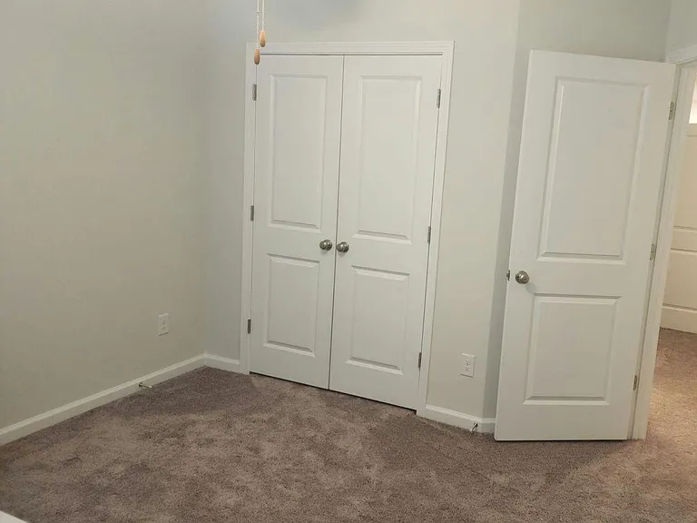 405 Eclipse Ln — Photo 26