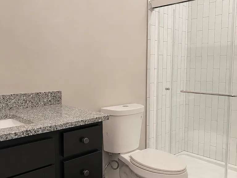 176 Hudson St #1 — Photo 11