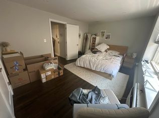 122 Avenue C APT 3, New York, NY 10009