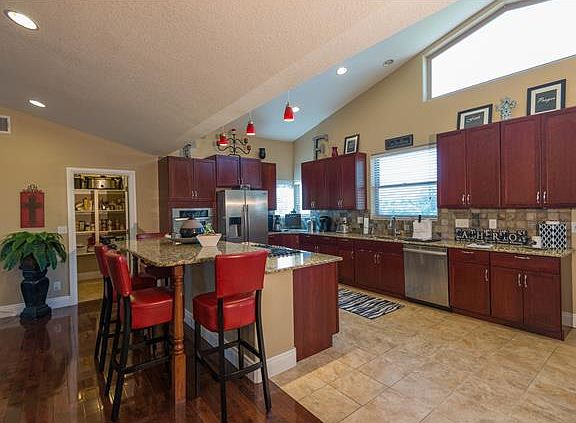 5th image of 7473 Windlawn Way