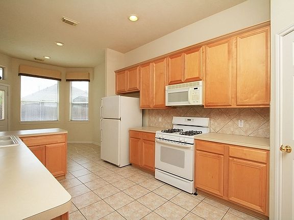 5th image of 6014 Crestford Park Ln