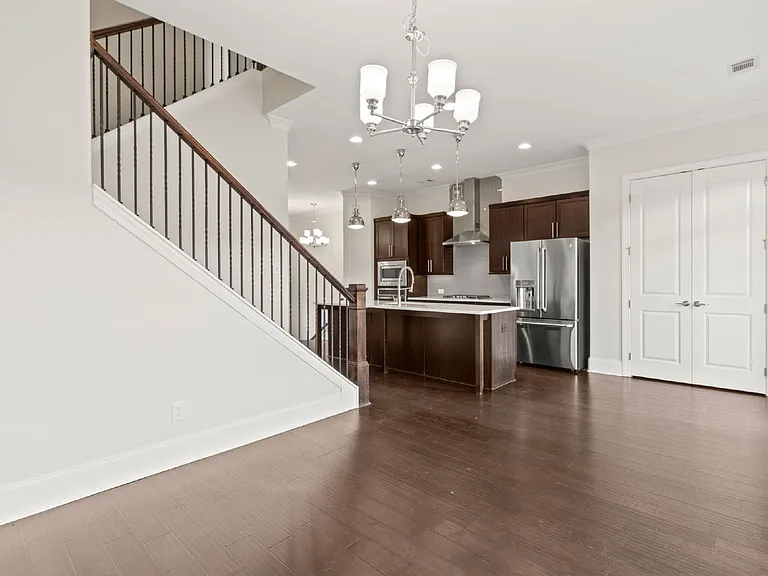 2160 Prestwick Ct NE — Photo 12