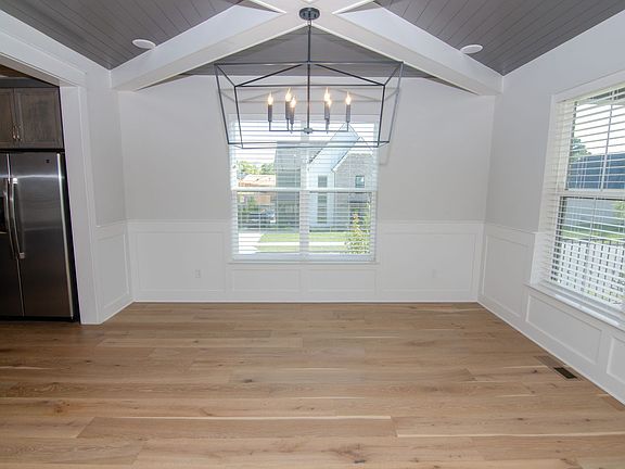 5th image of 3000 Whitstable Ct