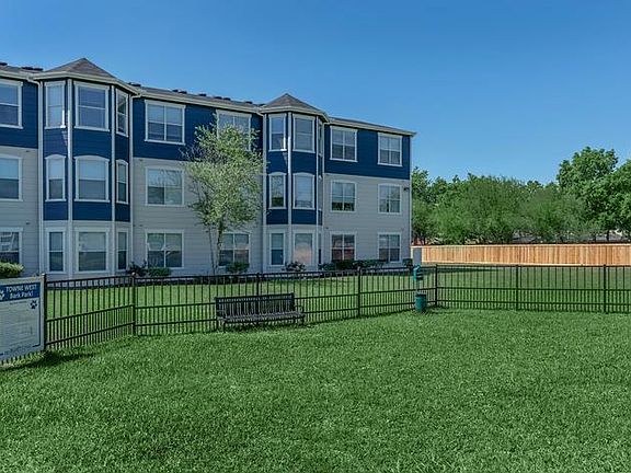 2nd image of 14906 Westpark Dr #3131