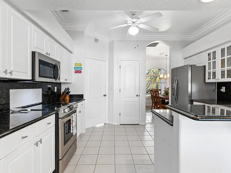 5417 Sands Blvd — Photo 23