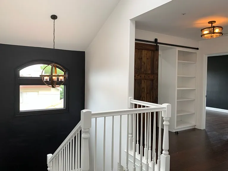 1930 Gates Ave #A — Photo 14