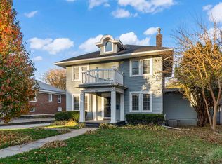 146 Lovejoy Ave, Waterloo, IA 50701