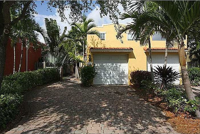 1st image of 719 NW 1st Ave