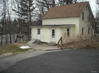 89 W Madison Ave, Pearl River, NY 10965