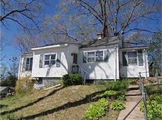 25 Manchester Ave, Waterbury, CT 06705