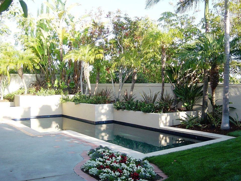 Black Bottom Pool & Spa built into landscaped planters