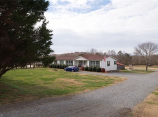1625 Bloomtown Rd, East Bend, NC 27018