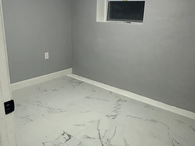 1715 Tenbroeck Ave #5 — Photo 8