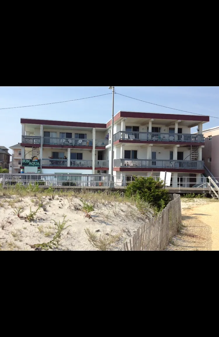 3 bed, $1,250 — Photo 1