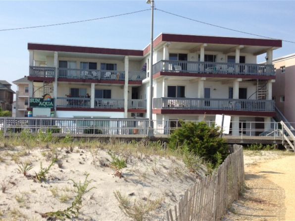 1421 Ocean Ave APT 3