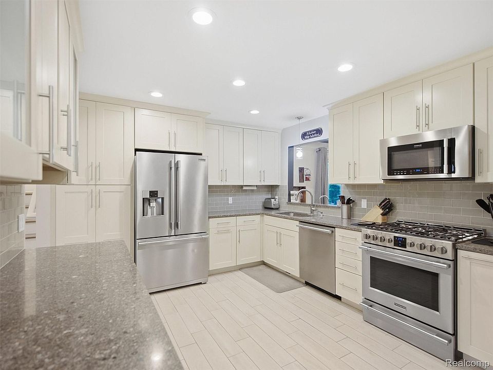 1721 Stratford St, photo 27