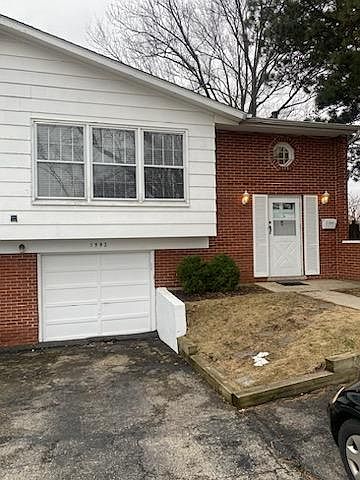 1st image of 1592 Walnut Ave