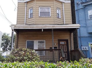 242 Ophelia St, Pittsburgh, PA 15213