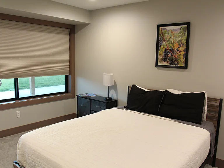 81 Nora Ln — Photo 10