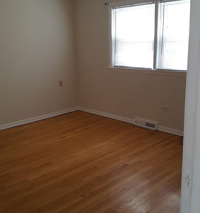 BED ROOM 1