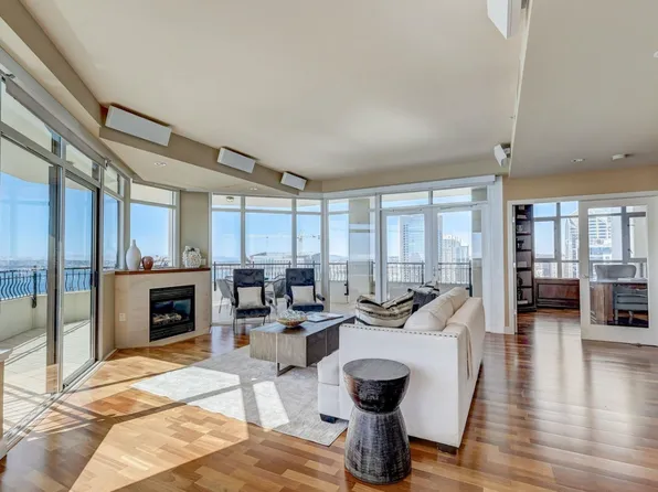 700 W Harbor Dr Unit 2902, San Diego, CA 92101