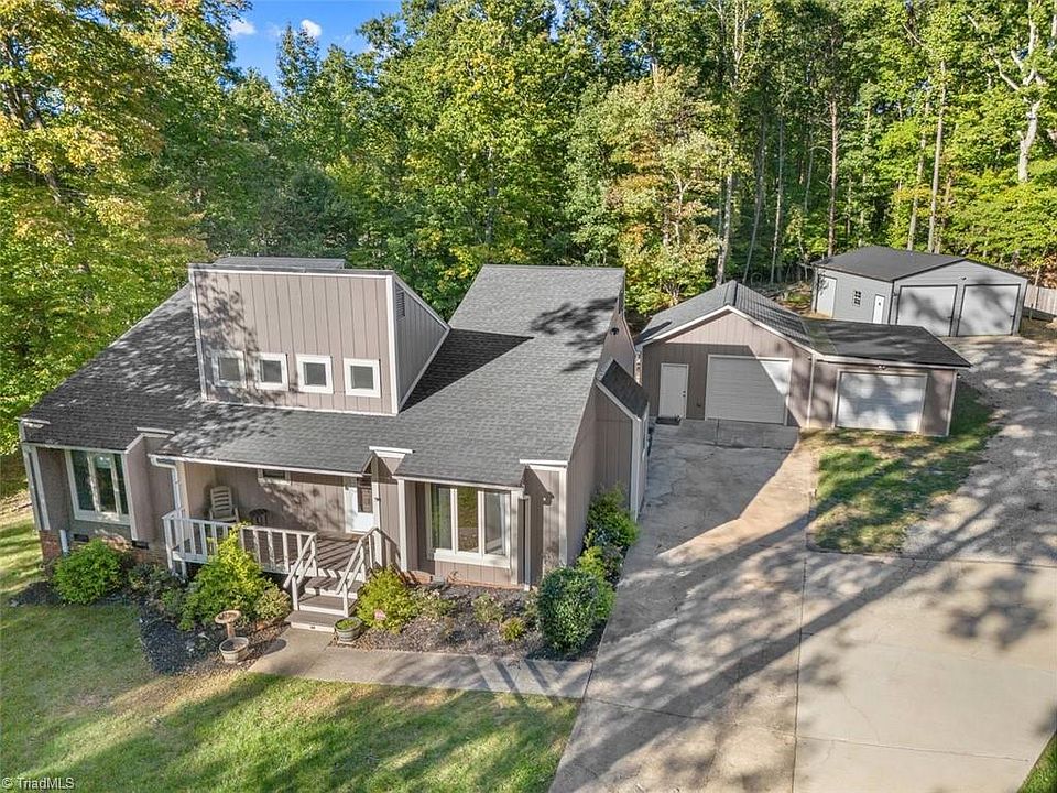 1st image of 6 Cannonball Ct