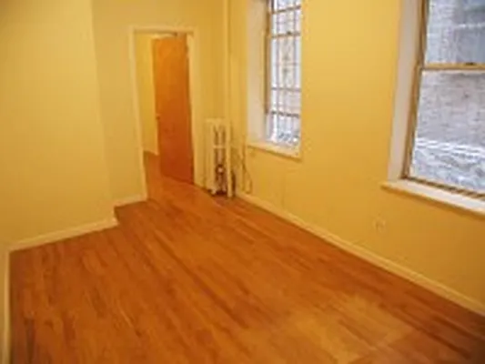 Rented by DSA Realty | media 34