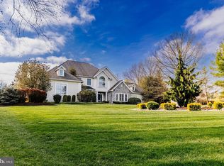 6 Brookside Dr, Titusville, NJ